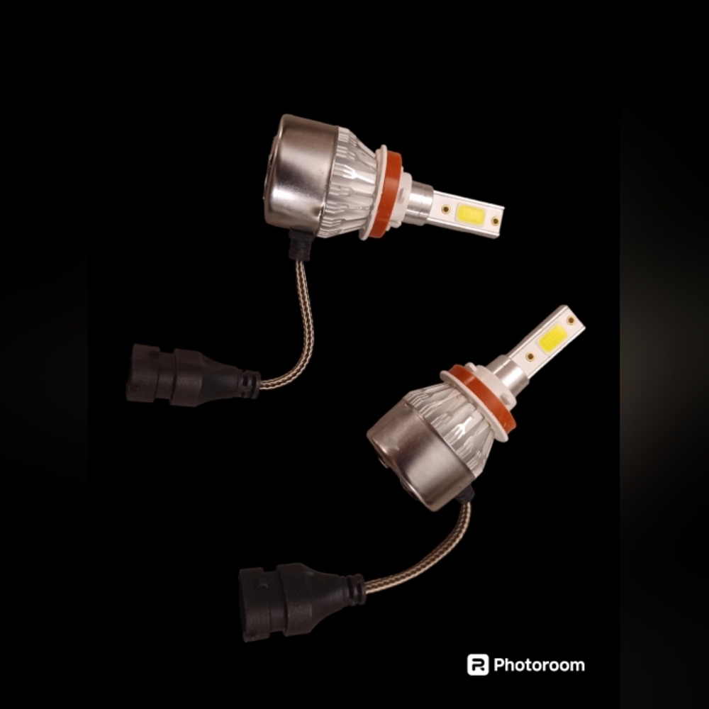 C6 SuperBright LED Headlight Bulbs H11